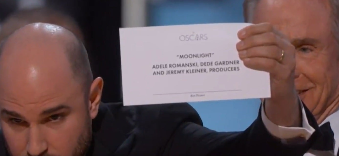 Juanjo Giménez, sobre el error histórico en los Oscar: "Se ha hecho un silencio increíble en la sala" Juanjo Giménez, sobre el error histórico en los Oscar: "Se ha hecho un silencio increíble en la sala"