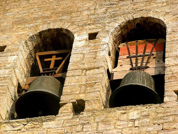 Cifuentes protegerá el sonido diurno de las campanas de iglesias en Madrid Cifuentes protegerá el sonido diurno de las campanas de iglesias en Madrid