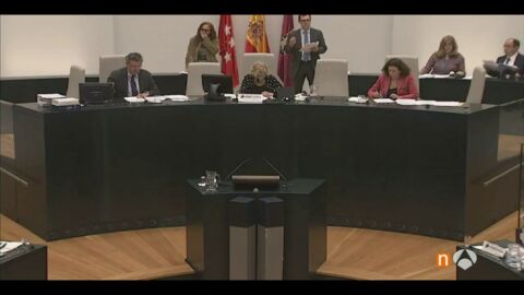 Frame 16.89998 de: carmena