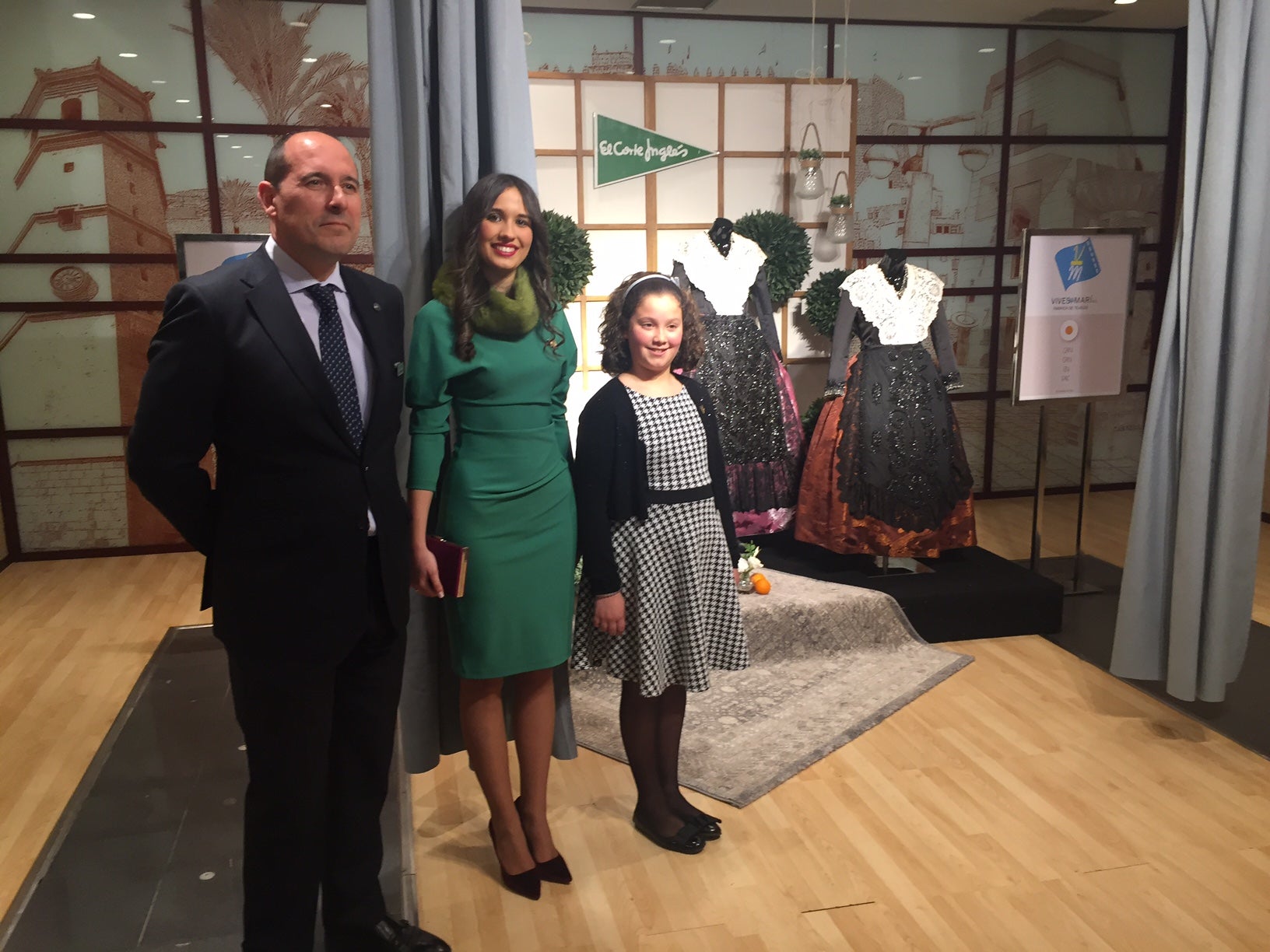 El Corte Inglés ha entregado a las Reinas los trajes para sus Galanías El Corte Inglés ha entregado a las Reinas los trajes para sus Galanías