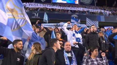 Los aficionados del M&aacute;laga rinden homenaje a Pablo R&aacute;ez