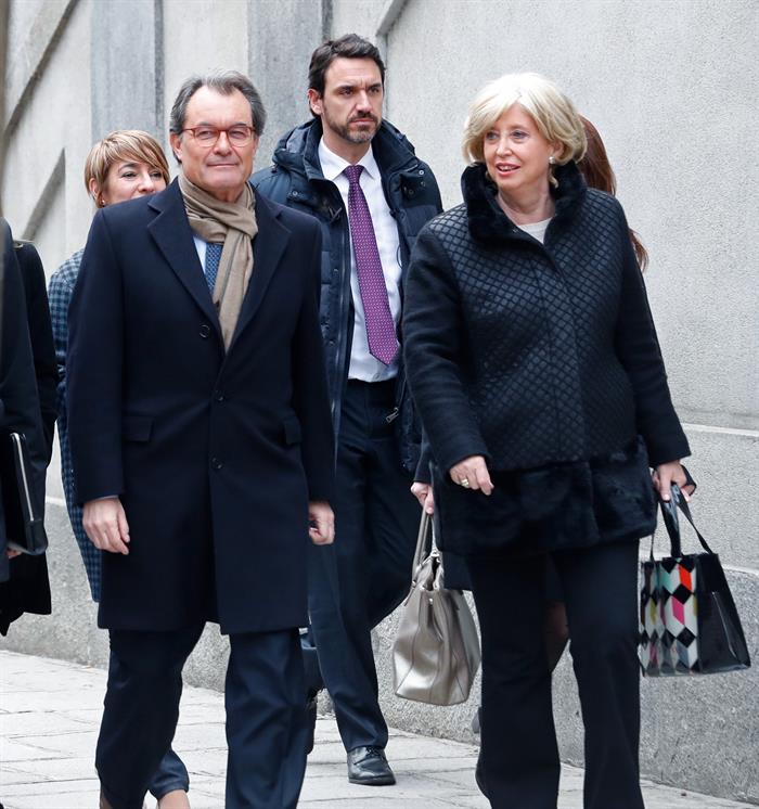 Artur Mas: "La consulta del 9N fue radicalmente distinta de la prevista por el Govern" Artur Mas: "La consulta del 9N fue radicalmente distinta de la prevista por el Govern"