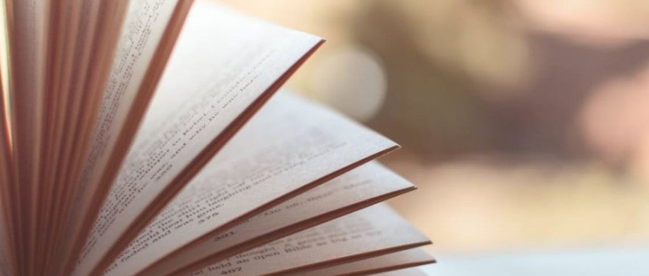 Minuto tecnológico: El libro de papel resiste y gana Minuto tecnológico: El libro de papel resiste y gana