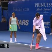 Fritz intenta salvar la polilla en pleno partido de tenis