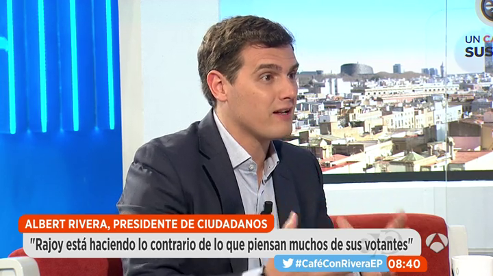 Rivera avanza que Ciudadanos se reunirá con PSOE y Podemos para impulsar la limitación de mandatos y acabar con los aforamientos Rivera avanza que Ciudadanos se reunirá con PSOE y Podemos para impulsar la limitación de mandatos y acabar con los aforamientos
