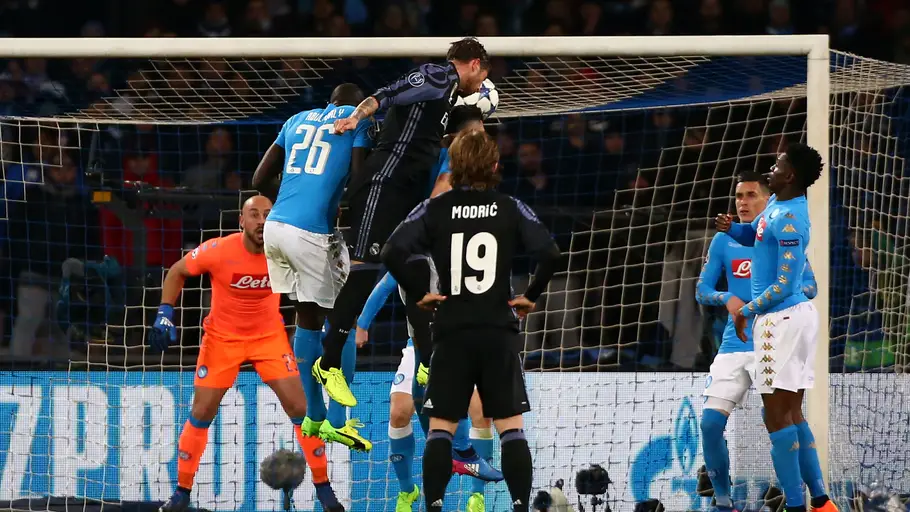 Ramos remata de cabeza para hacer el 1-2 en San Paolo Ramos remata de cabeza para hacer el 1-2 en San Paolo