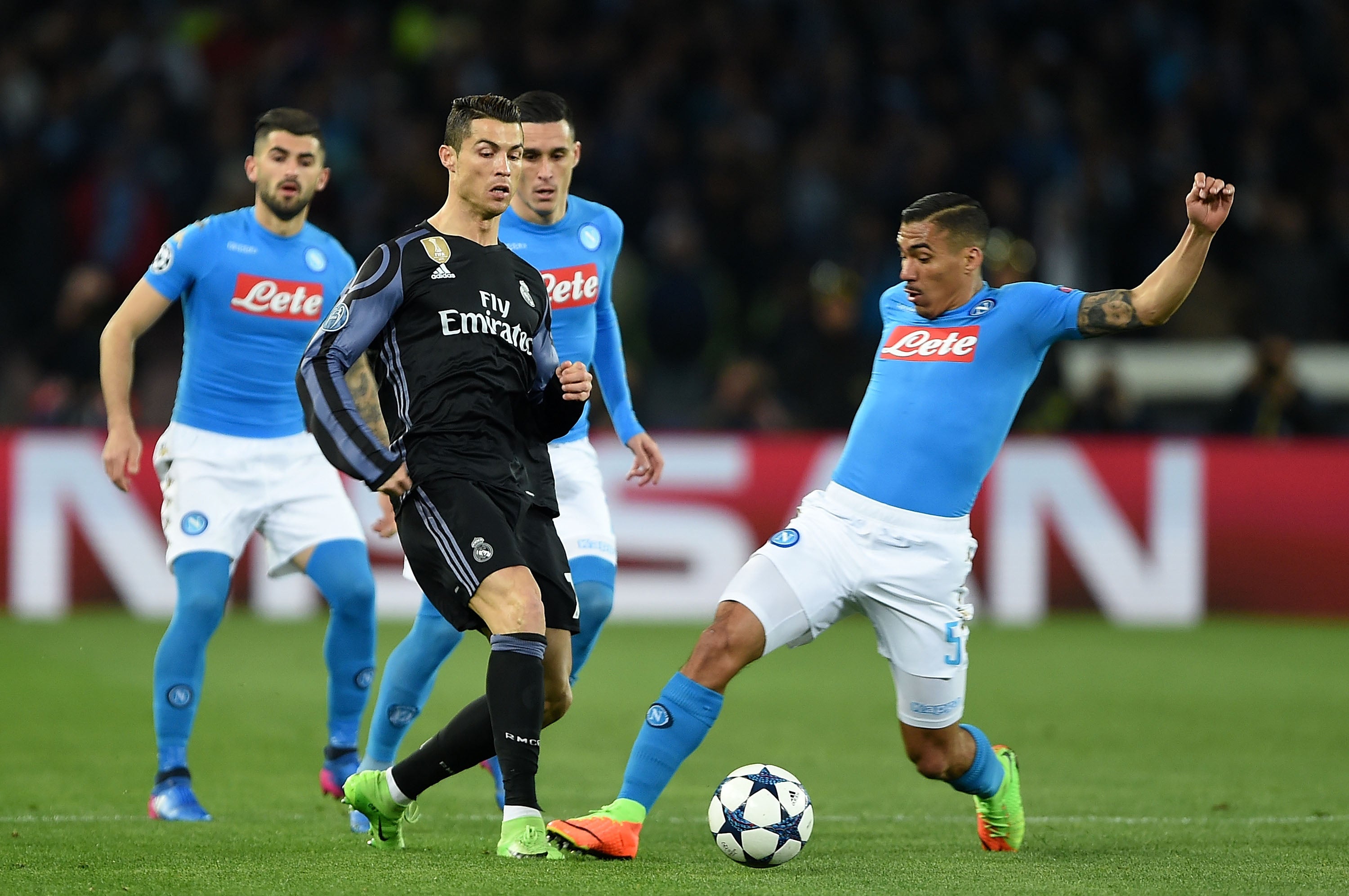 En Italia aseguran que el Nápoles rechazó el fichaje de Cristiano Ronaldo En Italia aseguran que el Nápoles rechazó el fichaje de Cristiano Ronaldo