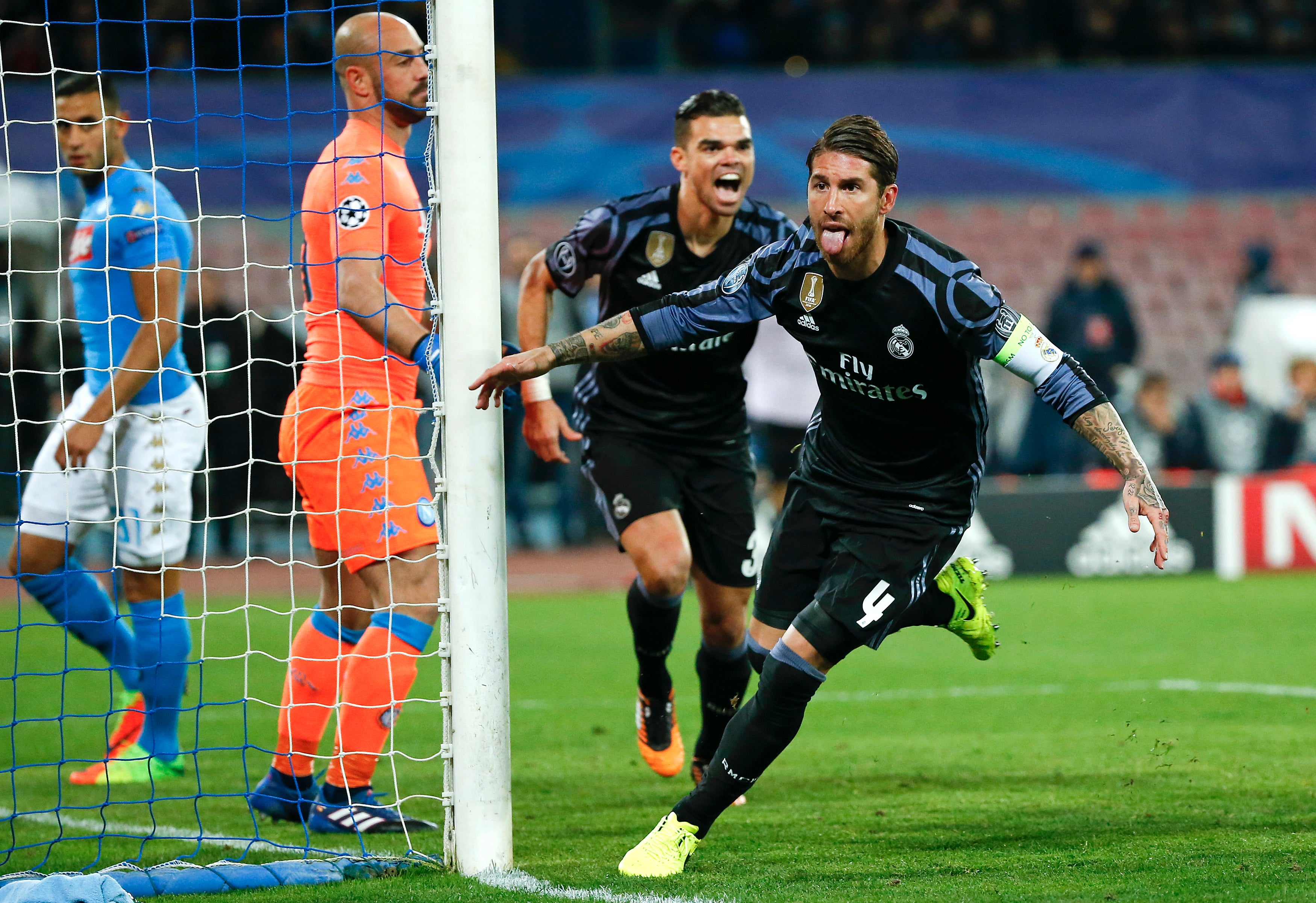 Nápoles 1 - 3 Real Madrid. Sergio Ramos lleva al Madrid a cuartos Nápoles 1 - 3 Real Madrid. Sergio Ramos lleva al Madrid a cuartos