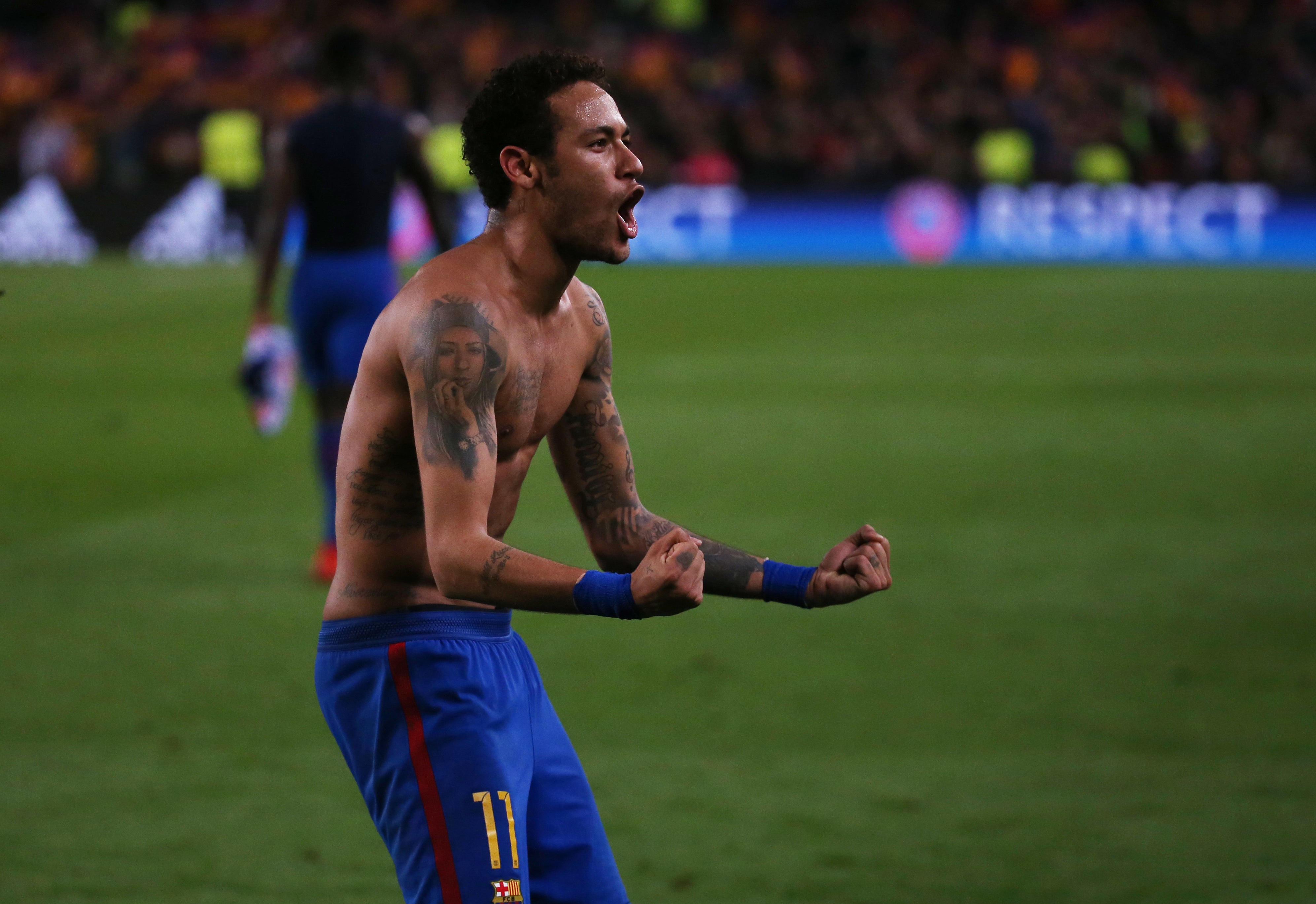 El PSG busca quitar impuestos al fichaje de Neymar pagando su cláusula directamente al Barcelona El PSG busca quitar impuestos al fichaje de Neymar pagando su cláusula directamente al Barcelona