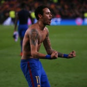 Neymar celebra el pase del Barcelona a cuartos de final 