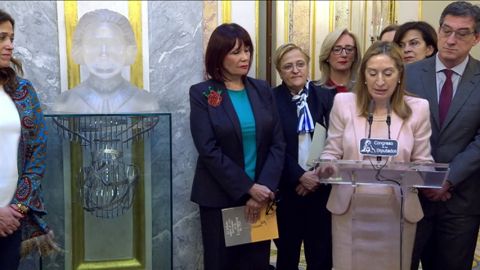 Frame 2.222215 de: Ana Pastor: &ldquo;Las principales conquistas ciudadanas en Espa&ntilde;a han venido de la mano de las mujeres"