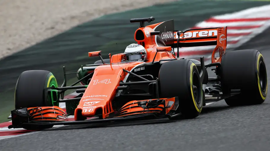 Fernando Alonso, en el trazado de Montmeló Fernando Alonso, en el trazado de Montmeló