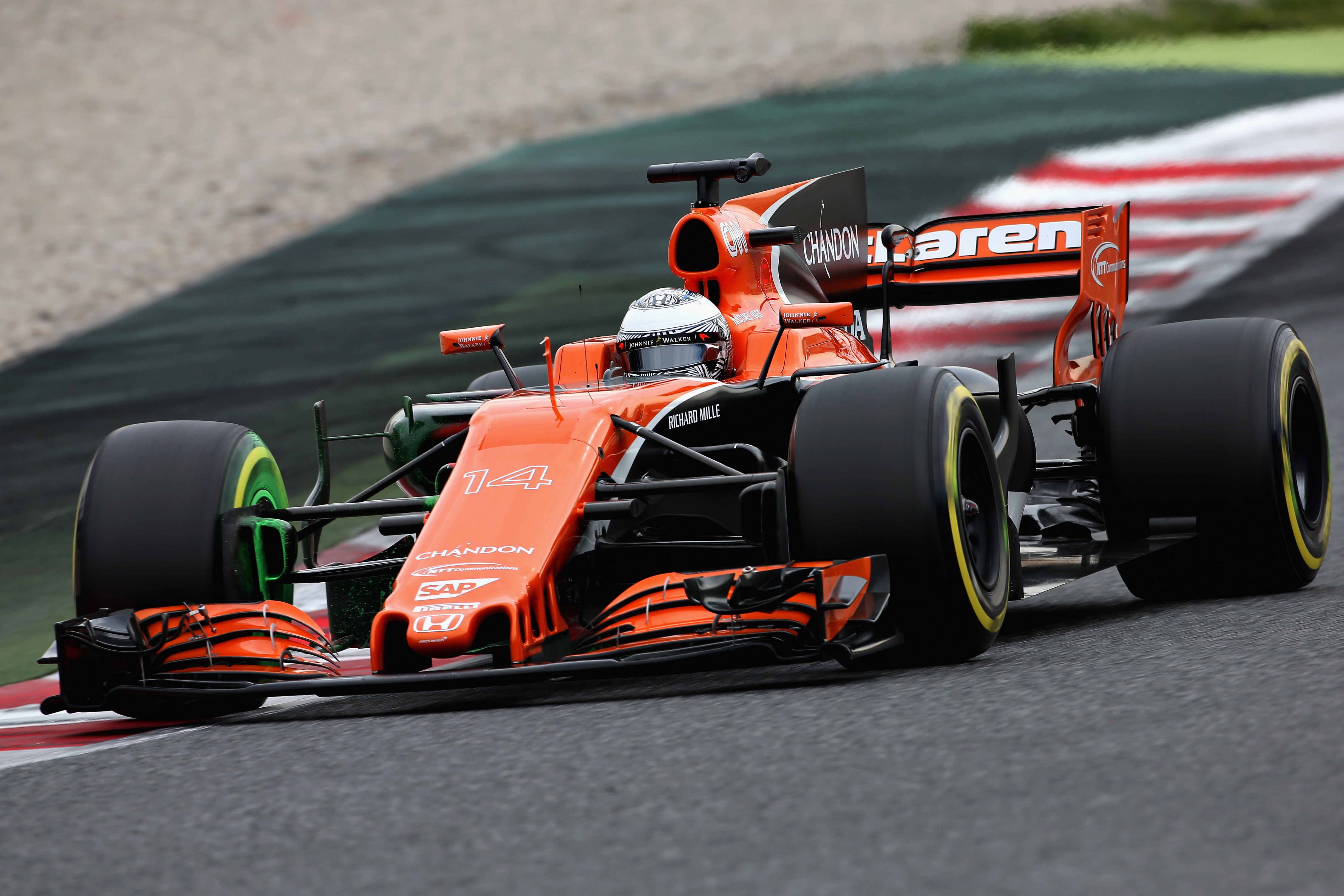 Fórmula 1: Sainz quiere consolidarse y Alonso superar los problemas con el McLaren Fórmula 1: Sainz quiere consolidarse y Alonso superar los problemas con el McLaren