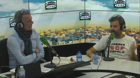 Frame 196.336551 de: Entrevista con Pau Don&eacute;s en M&aacute;s de uno
