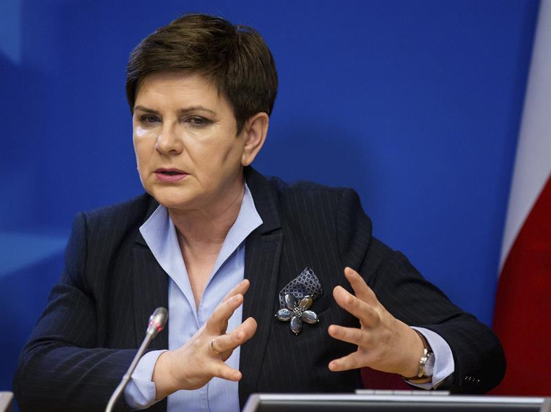 Polonia asegura que una Unión Europea a varias velocidades crearía "clubes de élites" Polonia asegura que una Unión Europea a varias velocidades crearía "clubes de élites"