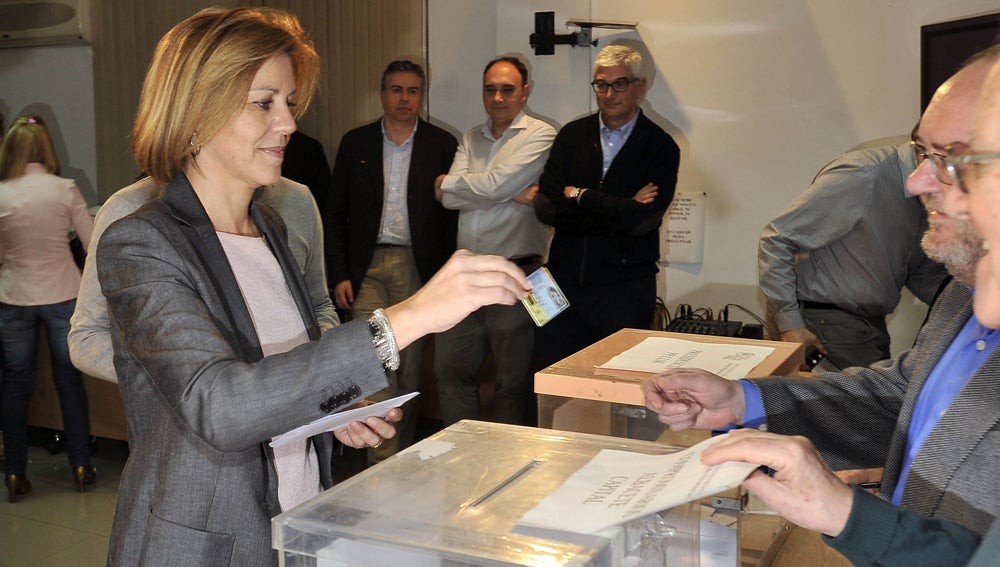 Cospedal obtiene 2.694 votos y será la única candidata a presidir el PP Castilla-La Mancha Cospedal obtiene 2.694 votos y será la única candidata a presidir el PP Castilla-La Mancha
