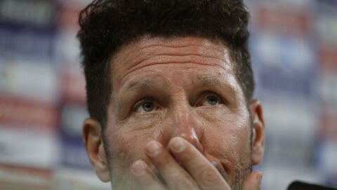 Simeone, durante la rueda de prensa