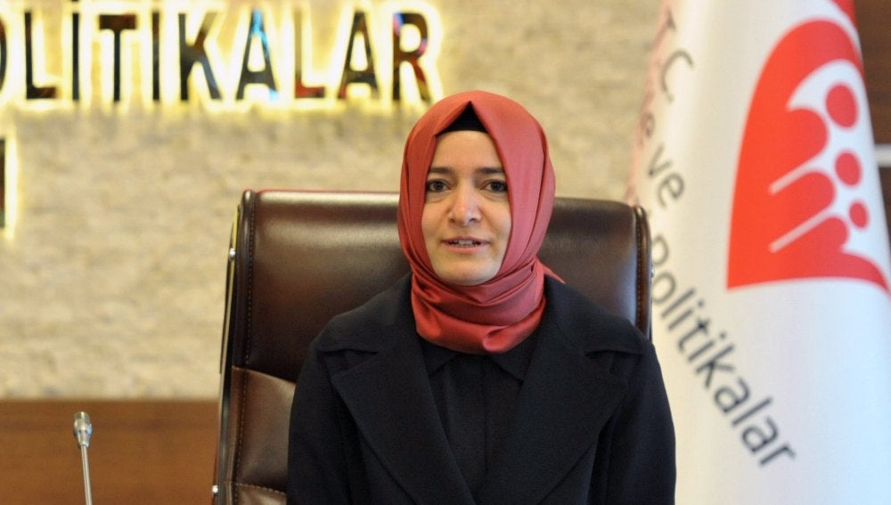 Ministra turca detenida en Holanda