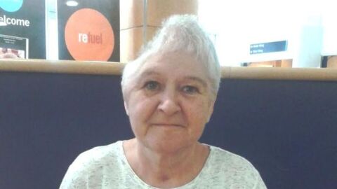 Deborah Davies tras el accidente