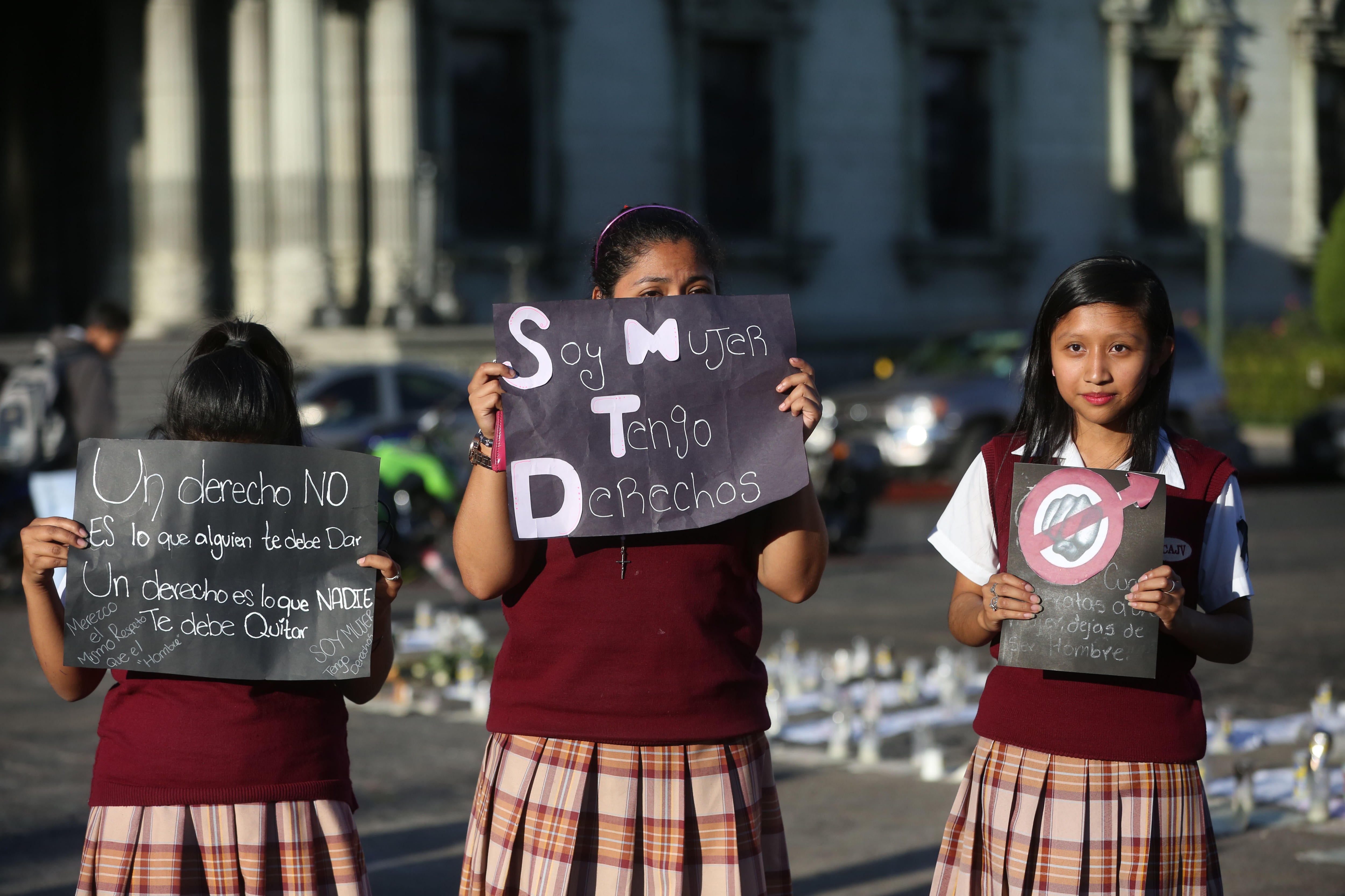 Ocho años de cárcel por violar a una menor en un centro donde murieron 41 niñas en Guatemala Ocho años de cárcel por violar a una menor en un centro donde murieron 41 niñas en Guatemala