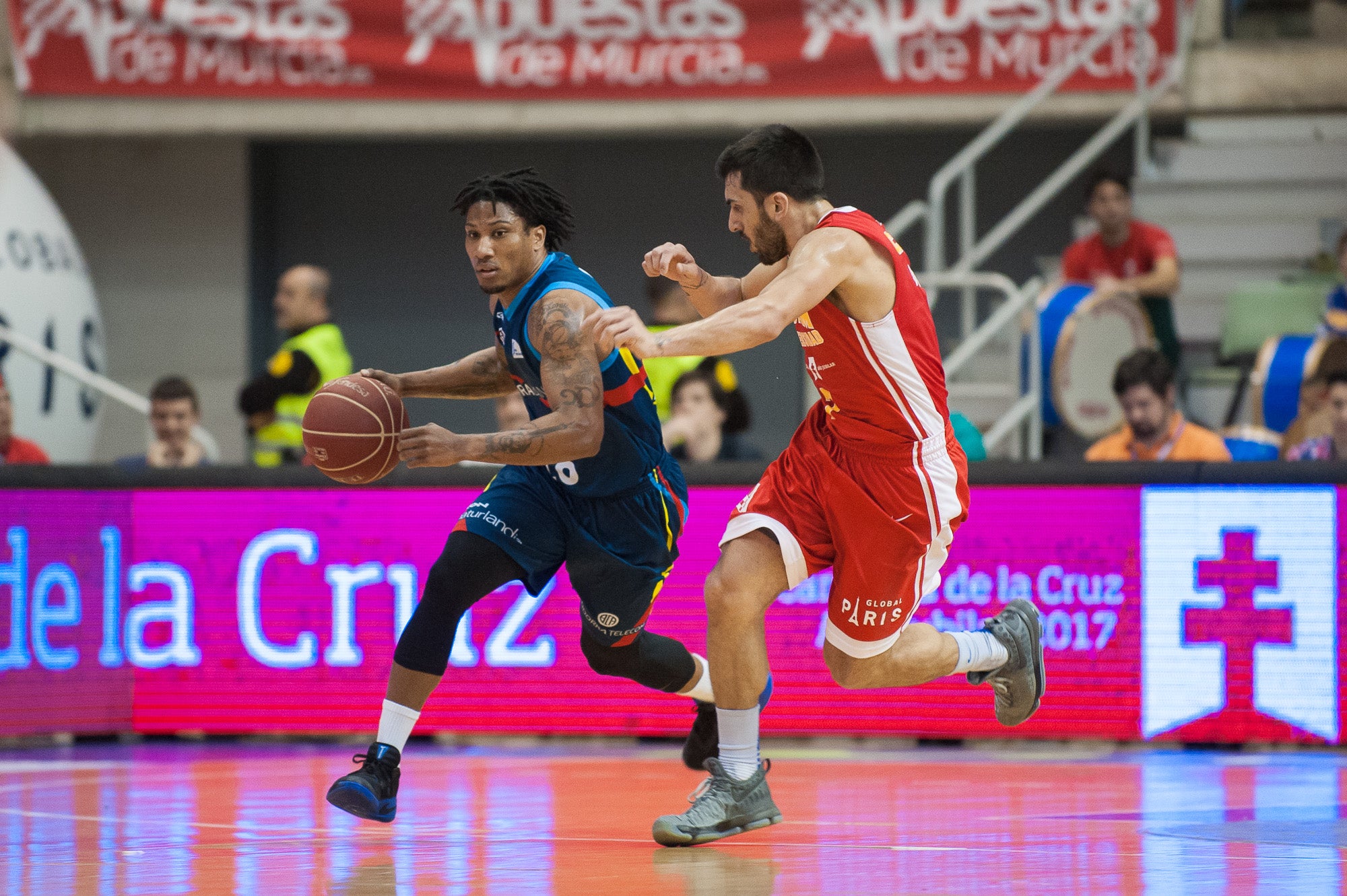 El UCAM Murcia inflige una dura derrota al Morabanc Andorra El UCAM Murcia inflige una dura derrota al Morabanc Andorra