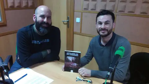 Sergio Miró y el escritor Cristo Saavedra Sarmiento Sergio Miró y el escritor Cristo Saavedra Sarmiento
