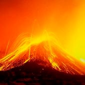 El Etna en erupción en 2001