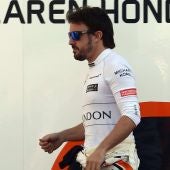 Fernando Alonso, durante una sesión de pretemporada con McLaren