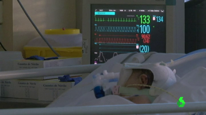 Muere un niño con parálisis cerebral y electrodependiente tras un corte de suministro por parte de la compañía eléctrica Muere un niño con parálisis cerebral y electrodependiente tras un corte de suministro por parte de la compañía eléctrica