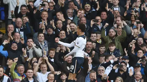 Dele Alli celebrando un gol Dele Alli celebrando un gol