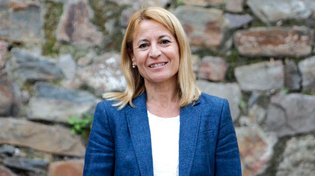 Elena Nevado, presidenta de las ciudades Patrimonio de la Humanidad: "Tenemos que implicar a nuestros vecinos en la promoción de estas ciudades" Elena Nevado, presidenta de las ciudades Patrimonio de la Humanidad: "Tenemos que implicar a nuestros vecinos en la promoción de estas ciudades"