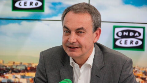 Jos&eacute; Luis Rodr&iacute;guez Zapatero durante una entrevista en Onda Cero