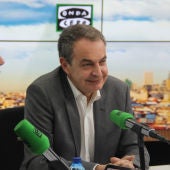 José Luis Rodríguez Zapatero durante una entrevista en Más de uno con Carlos Alsina