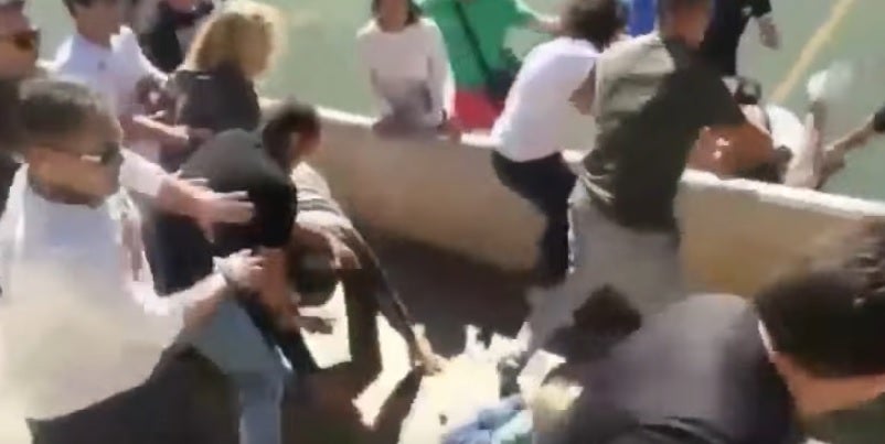 El presidente de la Federación balear condena la pelea entre padres: "Le han hecho un daño enorme a la comunidad, a sus hijos y al fútbol" El presidente de la Federación balear condena la pelea entre padres: "Le han hecho un daño enorme a la comunidad, a sus hijos y al fútbol"