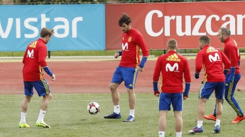 Javi Mart&iacute;nez, durante un entrenamiento con la Selecci&oacute;n