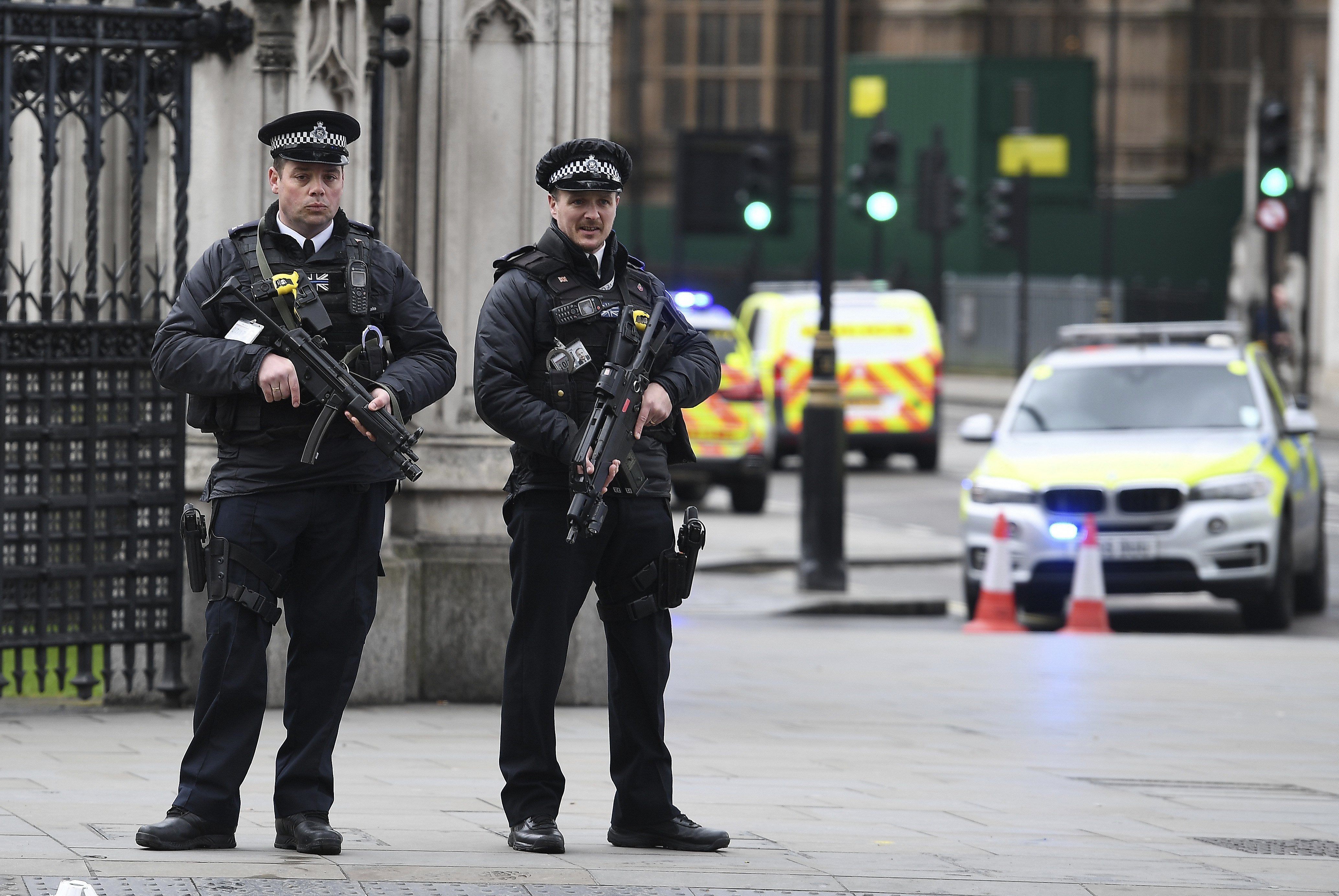 Scotland Yard eleva a ocho los detenidos en relación al atentado de Londres Scotland Yard eleva a ocho los detenidos en relación al atentado de Londres