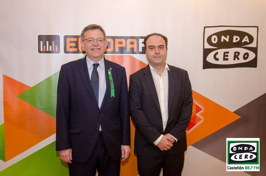 Puig visita la 'bodeguilla' de Onda Cero Castellón Puig visita la 'bodeguilla' de Onda Cero Castellón