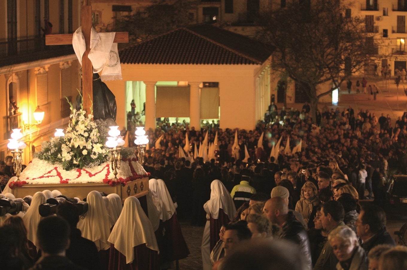 Oyentes: "Me encanta la Semana Santa de Cartagena porque las procesiones tienen orden cronológico" Oyentes: "Me encanta la Semana Santa de Cartagena porque las procesiones tienen orden cronológico"