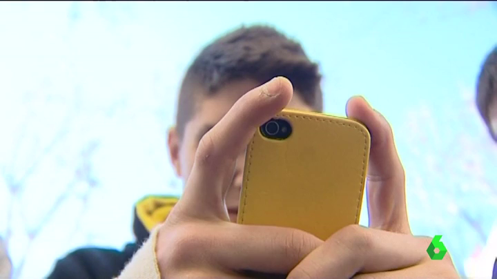 El Gabinete: ¿Debería regularse por ley la desconexión digital fuera del trabajo? El Gabinete: ¿Debería regularse por ley la desconexión digital fuera del trabajo?