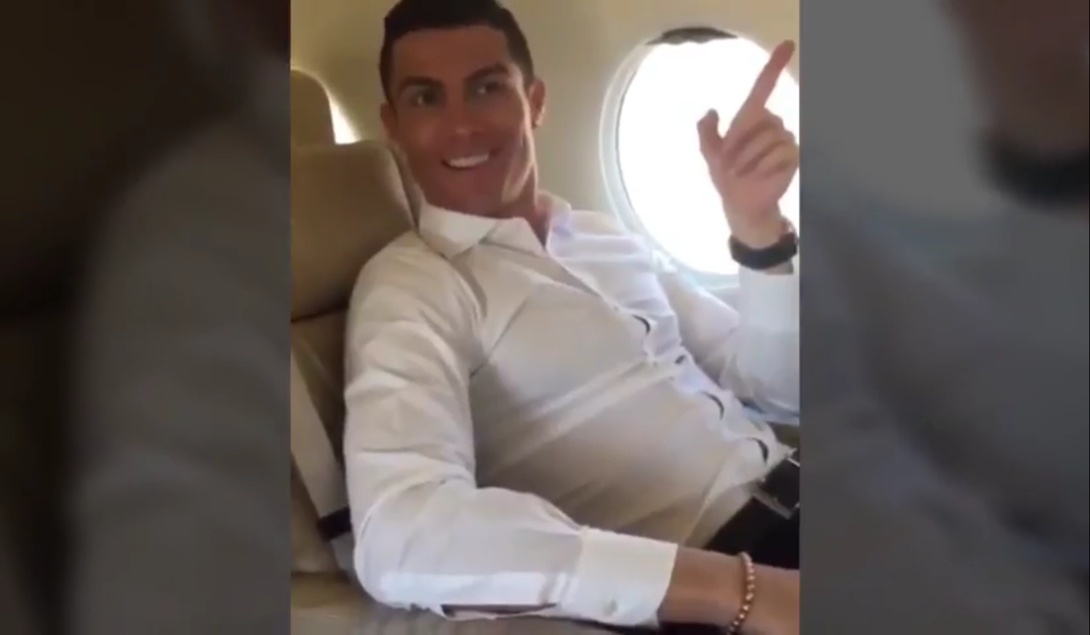 La imperdible celebración de Cristiano Ronaldo al escuchar el nombre de 'su' aeropuerto La imperdible celebración de Cristiano Ronaldo al escuchar el nombre de 'su' aeropuerto