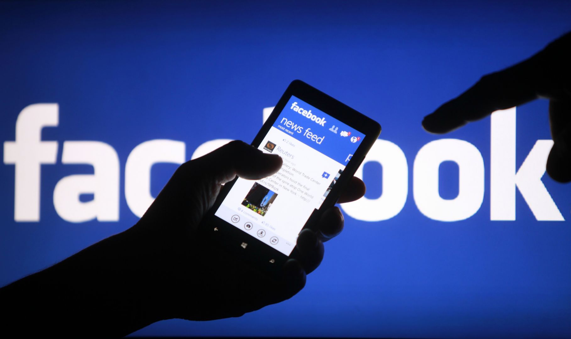 Minuto tecnológico: Las paradojas de Facebook en las elecciones francesas Minuto tecnológico: Las paradojas de Facebook en las elecciones francesas