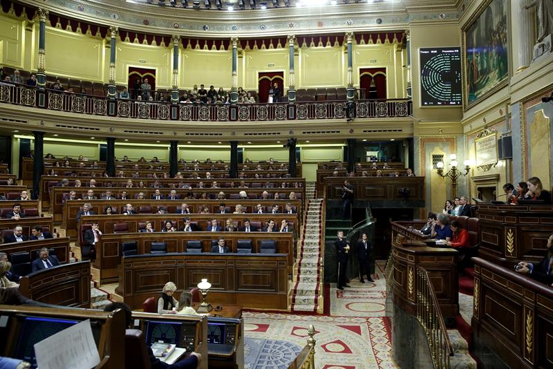 El Congreso aprueba el acuerdo de libre comercio CETA con la abstención del PSOE El Congreso aprueba el acuerdo de libre comercio CETA con la abstención del PSOE