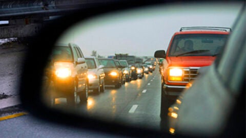 Un sistema reduce el ruido del trafico por tramos de carretera