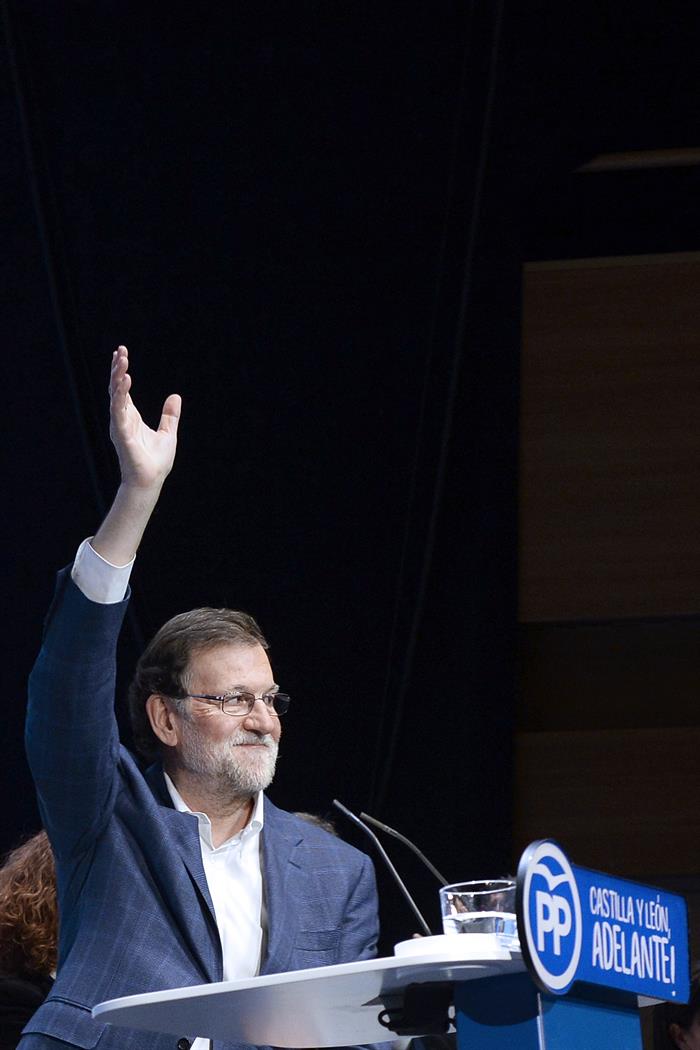 Personas físicas: A Rajoy le salen decimales en los apoyos a los Presupuestos Personas físicas: A Rajoy le salen decimales en los apoyos a los Presupuestos
