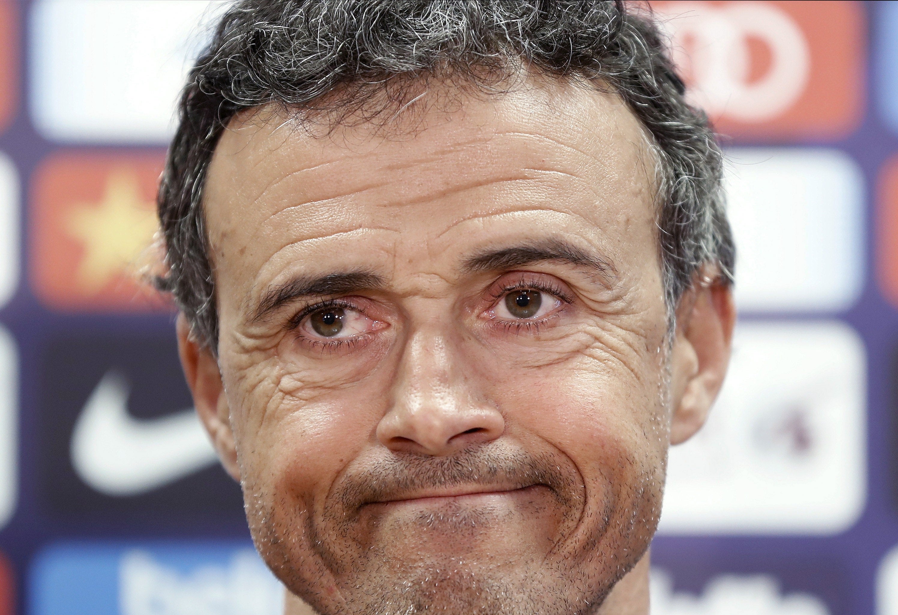 Luis Enrique: "Soy bastante más radical que Piqué, mejor no me pronuncio" Luis Enrique: "Soy bastante más radical que Piqué, mejor no me pronuncio"