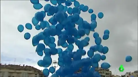 España se tiñe de azul en el día mundial del autismo España se tiñe de azul en el día mundial del autismo