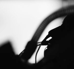 Un psicólogo experimenta con música en las UCI Un psicólogo experimenta con música en las UCI