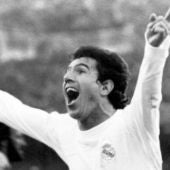 'Juanito' celebra un gol con el Real Madrid