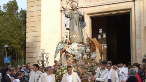 Desde fa un mes l&acute;Institut Valenci&agrave; de Conservaci&oacute; i restauraci&oacute; treballa en la imatge per estar enllestida a les festes en el seu honor. 