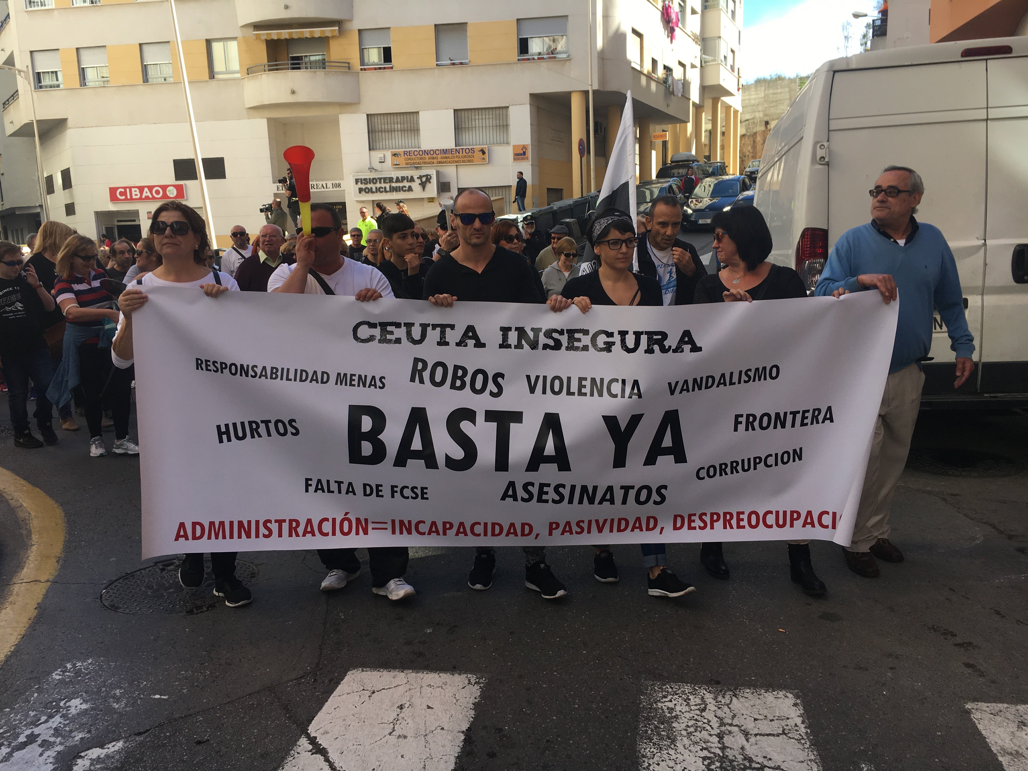 Mas de uno Ceuta 030417 Mas de uno Ceuta 030417